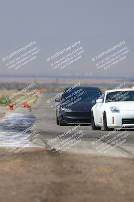 media/Sep-20-2025-Extreme Speed (Sat) [[1fcc23683c]]/Orange (Mid Intermediate)/Session 2 (Sunrise)/
